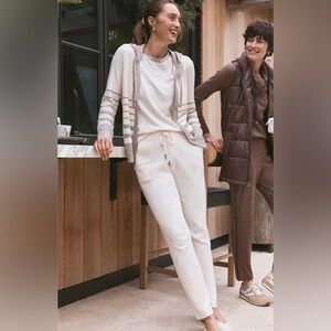 Chico’s Grey Knit Luxe Tapered Ankle‎ Pants Lounge Cozy Travel Drawstring